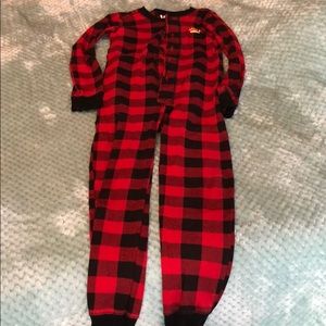 Kids size 6 pajamas